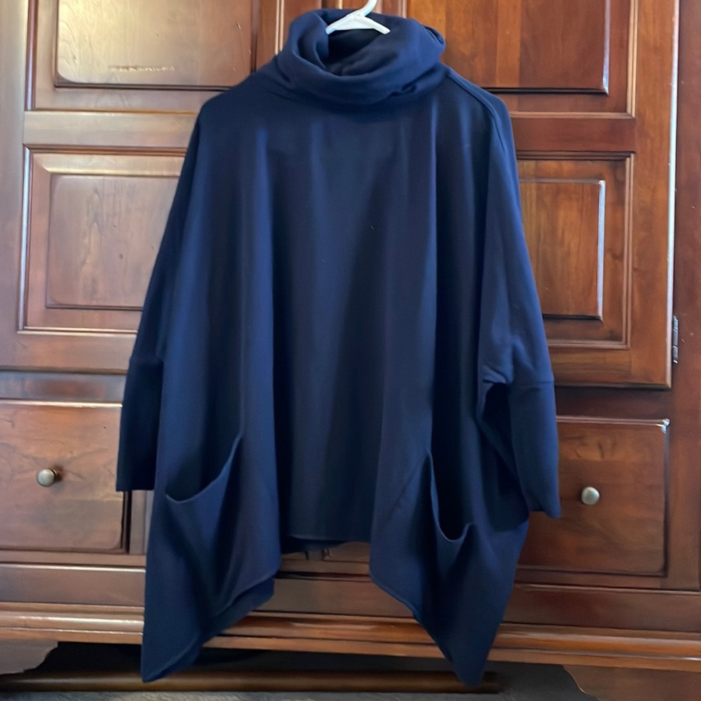 Jo fit cotton turtle neck navy mock tunic in xs